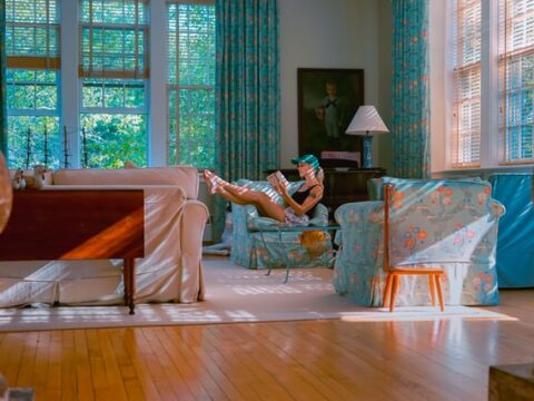 Krieg um die Kücheninsel – wenn Kontrollfreaks kochen